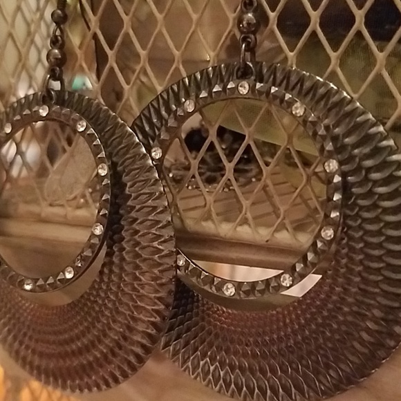 🌞Laila Rowe earrings - Picture 3 of 3